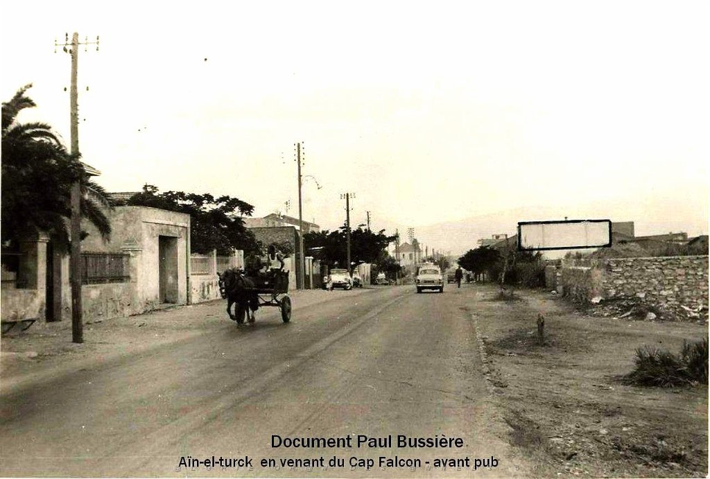 Bussiere 071- Panneaux pub.jpg